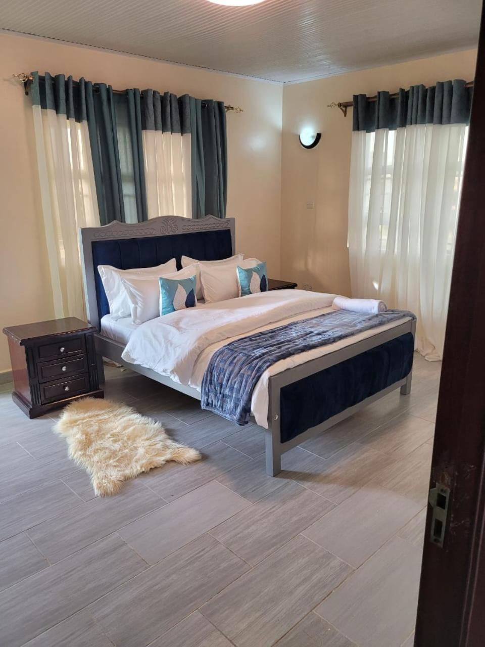 לינה וארוחת בוקר Syokimau Gloria House מראה חיצוני תמונה