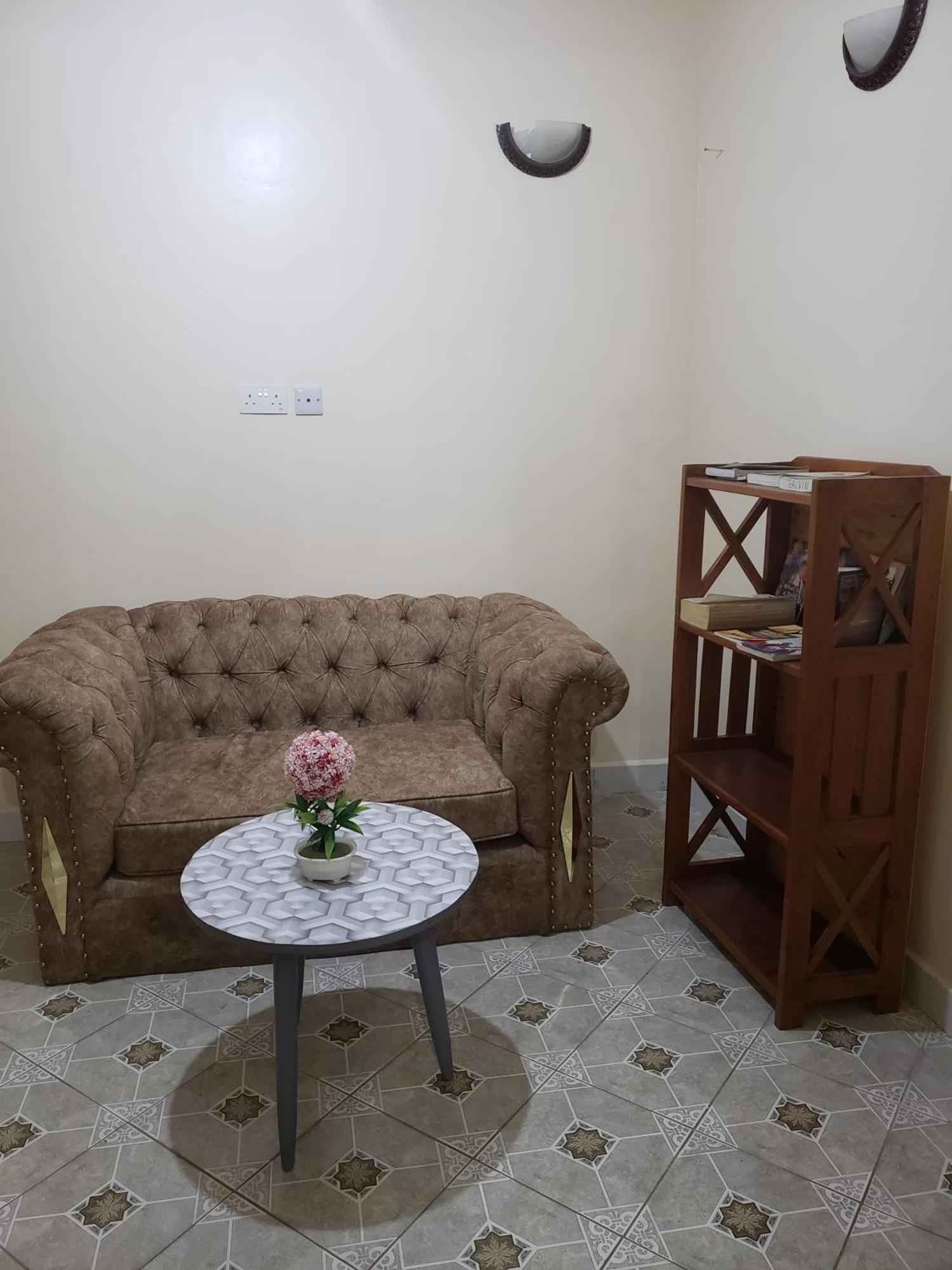 לינה וארוחת בוקר Syokimau Gloria House מראה חיצוני תמונה
